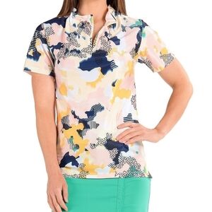 SwingDish Flutter Collection Lucinda Short Sleeve V-Neck Top Athletic Shirt